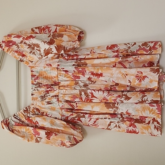 Abercrombie and Fitch  Baby Doll Floral Puff Sleeve Mini Dress Size SP - Picture 10 of 16